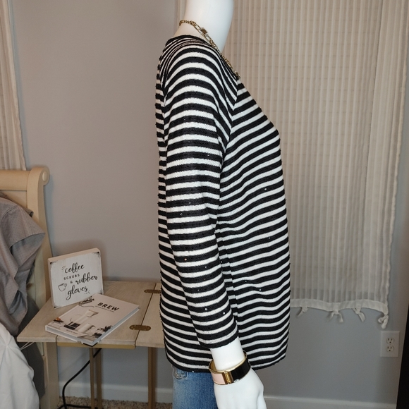 TWO BY VINCE CAMUTO STRIPED SEQUINS SWEATER, BLACK/WHITE XS - Picture 4 of 9